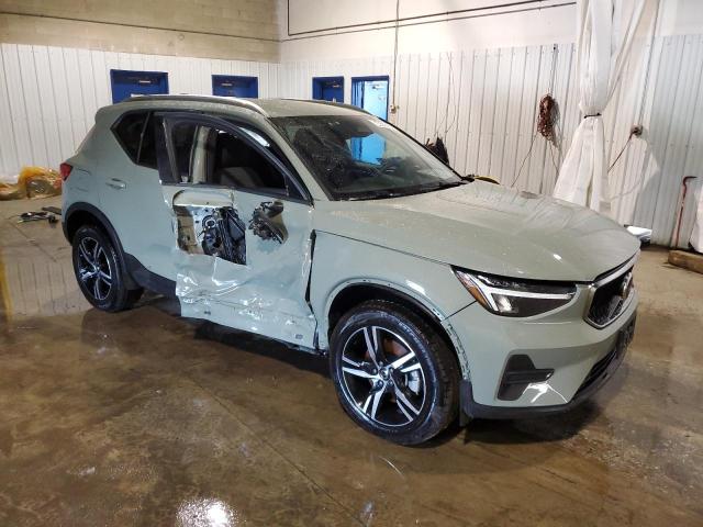 Photo 4 from auction – 2023 VOLVO XC40 CORE with VIN YV4L12UK0P2965728