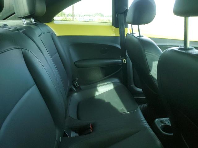 Photo 10 from auction – 2012 VOLKSWAGEN BEETLE with VIN 3VWJX7AT0CM610934