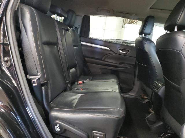 Photo 11 from auction – 2018 TOYOTA HIGHLANDER with VIN 5TDJZRFH2JS812877