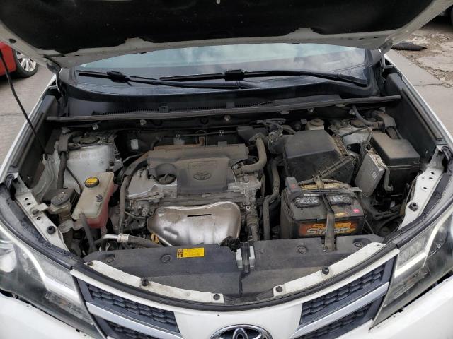 Photo 12 from auction – 2015 TOYOTA RAV4 XLE with VIN 2T3RFREV1FW298173