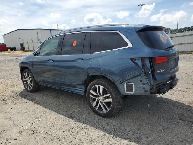 Photo 2 from auction – 2017 HONDA PILOT TOUR with VIN 5FNYF6H94HB071707
