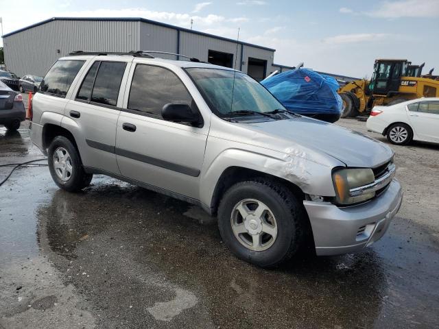Photo 4 from auction – 2005 CHEVROLET TRAILBLAZE with VIN 1GNDS13S852233755