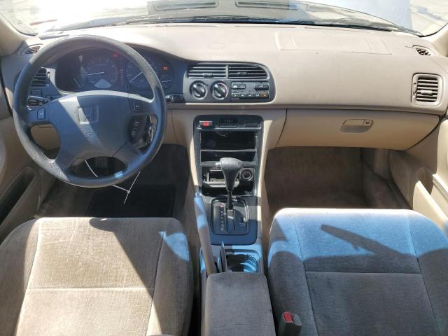 Photo 8 from auction – 1996 HONDA ACCORD EX with VIN 1HGCD5656TA063752