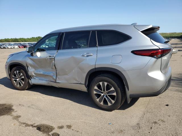 Photo 2 from auction – 2022 TOYOTA HIGHLANDER with VIN 5TDGZRBH3NS171812