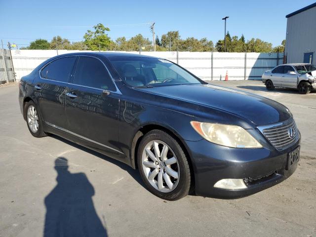 Photo 4 from auction – 2007 LEXUS LS 460L with VIN JTHGL46F075004473