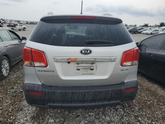 Photo 6 from auction – 2011 KIA SORENTO EX with VIN 5XYKU4A25BG035456