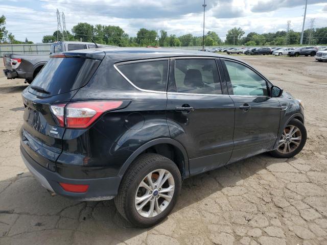 Photo 3 from auction – 2017 FORD ESCAPE SE with VIN 1FMCU0GD1HUD90682