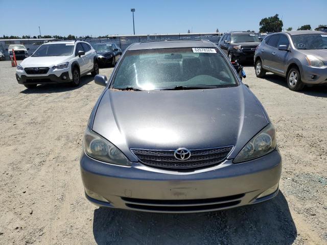 Photo 5 from auction – 2002 TOYOTA CAMRY LE with VIN JTDBE30K820051259