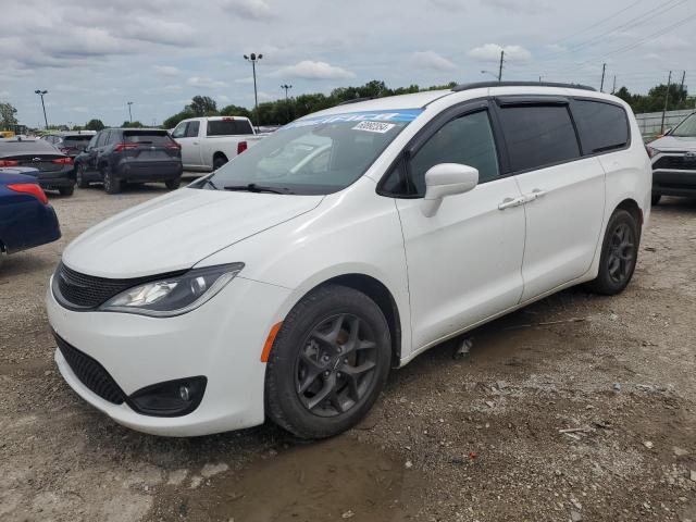 CHRYSLER PACIFICA T 2018 with VIN 2C4RC1EG2JR306070 - Photo from auction