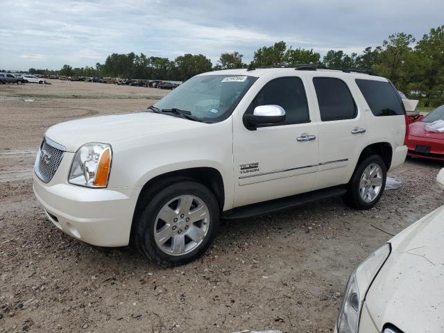 GMC YUKON SLT 2011 with VIN 1GKS1CE0XBR401817 - Photo from auction
