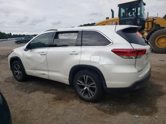 Photo 2 from auction – 2017 TOYOTA HIGHLANDER with VIN 5TDZARFH2HS032141