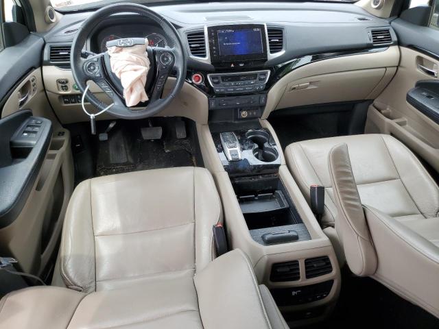 Photo 8 from auction – 2017 HONDA PILOT TOUR with VIN 5FNYF5H92HB029255