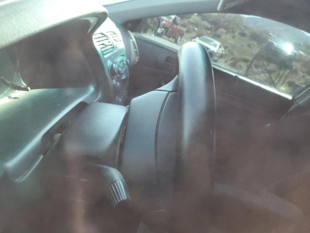 Photo 9 from auction – 2004 HONDA CIVIC EX with VIN 1HGEM22984L018981