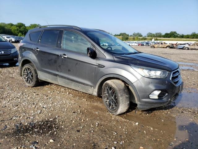 Photo 4 from auction – 2017 FORD ESCAPE SE with VIN 1FMCU9GD9HUB33838