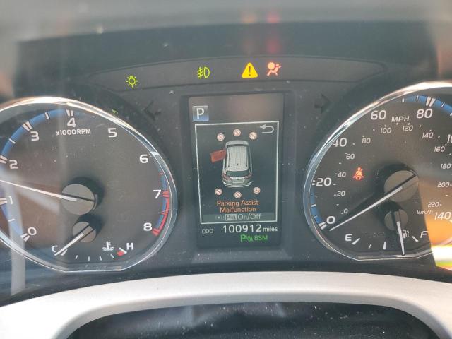 Photo 9 from auction – 2017 TOYOTA RAV4 LIMIT with VIN 2T3DFREV8HW540518