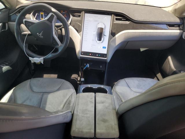 Photo 8 from auction – 2013 TESLA MODEL S with VIN 5YJSA1CG0DFP21768