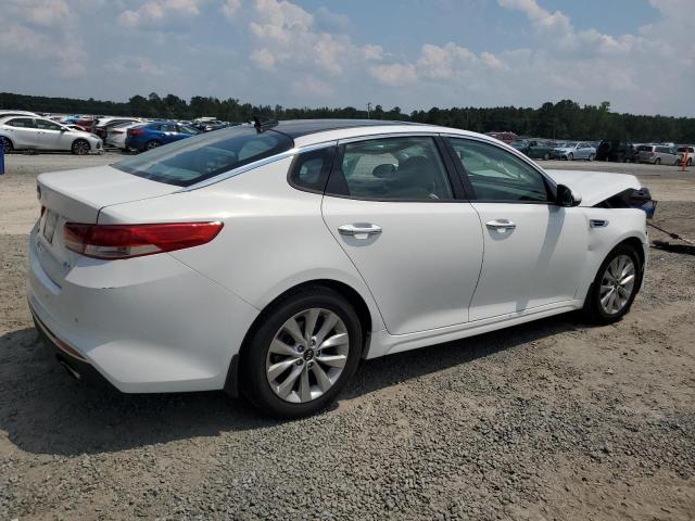 Photo 3 from auction – 2016 KIA OPTIMA EX with VIN 5XXGU4L38GG087414