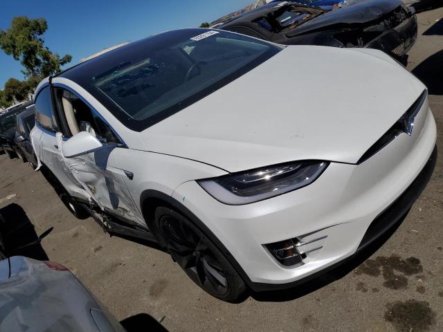 Photo 4 from auction – 2018 TESLA MODEL X with VIN 5YJXCBE27JF141890