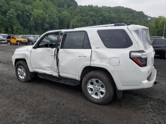 Photo 2 from auction – 2024 TOYOTA 4RUNNER SR with VIN JTENU5JR0R6233791