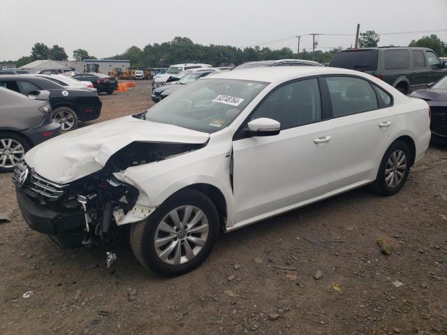 VOLKSWAGEN PASSAT S 2015 with VIN 1VWAT7A35FC014395 - Photo from auction