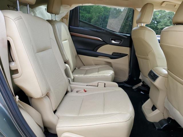 Photo 11 from auction – 2019 TOYOTA HIGHLANDER with VIN 5TDDZRFH2KS979108