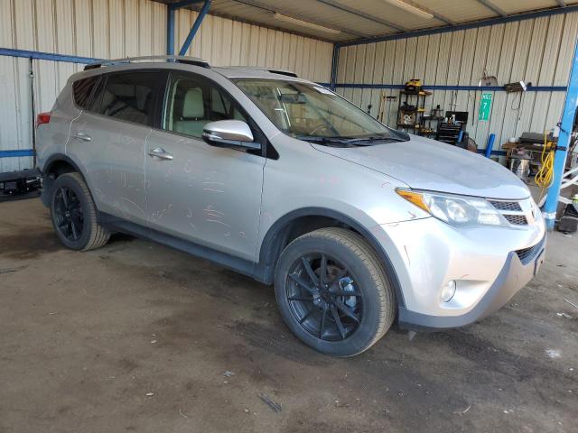 Photo 4 from auction – 2015 TOYOTA RAV4 LIMIT with VIN JTMYFREV4FJ047206