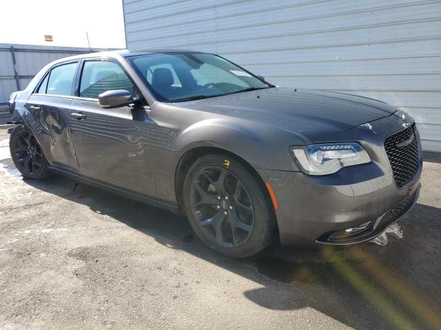 Photo 4 from auction – 2022 CHRYSLER 300 S with VIN 2C3CCABG5NH218043