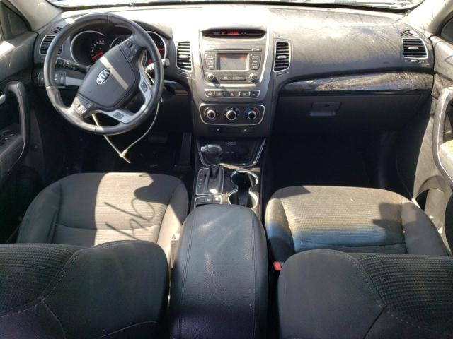 Photo 8 from auction – 2015 KIA SORENTO LX with VIN 5XYKTCA64FG570641