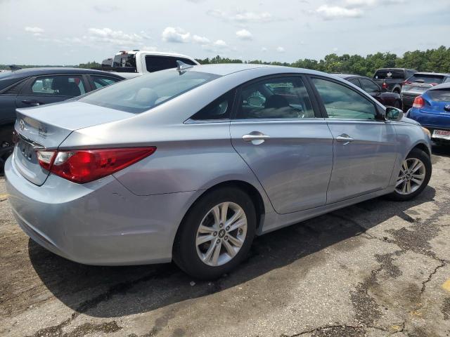 Photo 3 from auction – 2011 HYUNDAI SONATA GLS with VIN 5NPEB4AC5BH097833