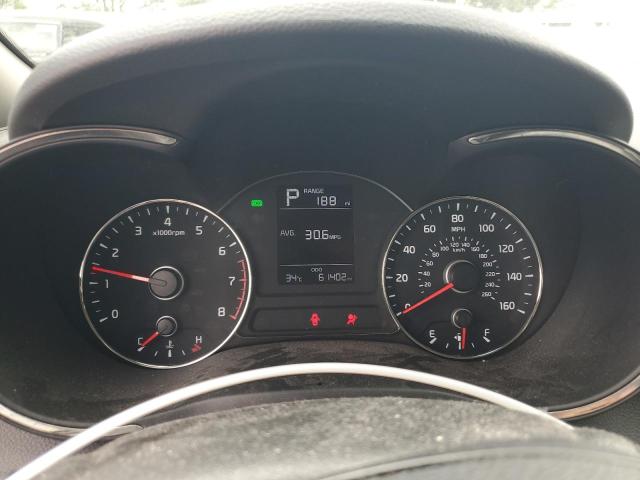 Photo 9 from auction – 2018 KIA FORTE LX with VIN 3KPFK4A70JE217225