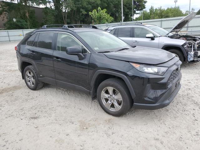 Photo 4 from auction – 2022 TOYOTA RAV4 LE with VIN JTMLWRFV9ND146464
