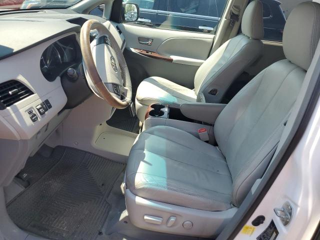 Photo 7 from auction – 2012 TOYOTA SIENNA XLE with VIN 5TDYK3DC7CS225567