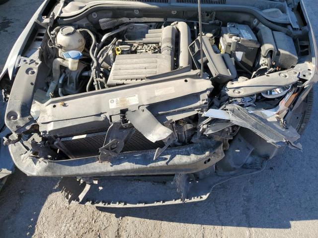 Photo 11 from auction – 2018 VOLKSWAGEN JETTA S with VIN 3VW2B7AJ8JM263674