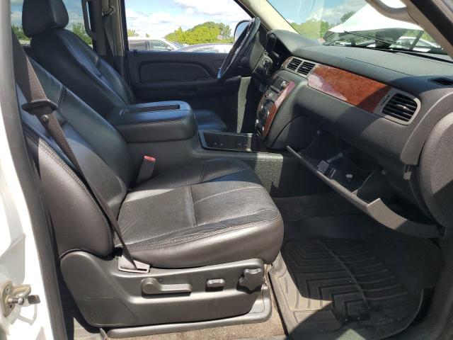 Photo 7 from auction – 2009 CHEVROLET SUBURBAN C with VIN 1GNFC26029R267693