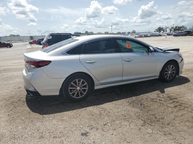 Photo 3 from auction – 2019 HYUNDAI SONATA SE with VIN 5NPE24AF8KH763464