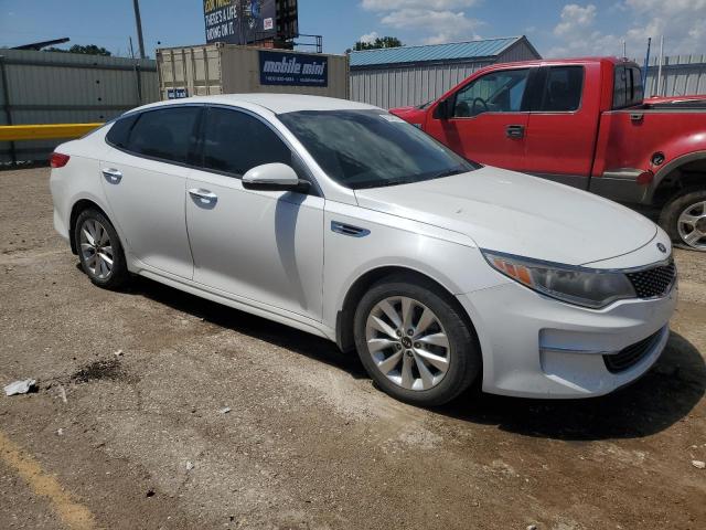 Photo 4 from auction – 2017 KIA OPTIMA EX with VIN 5XXGU4L36HG138846