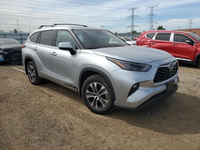 Photo 4 from auction – 2023 TOYOTA HIGHLANDER with VIN 5TDKBRCH4PS590297