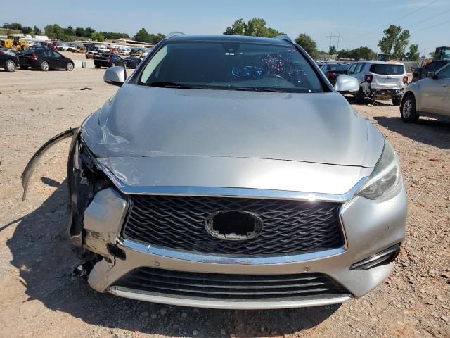 Photo 5 from auction – 2017 INFINITI QX30 BASE with VIN SJKCH5CP2HA017266
