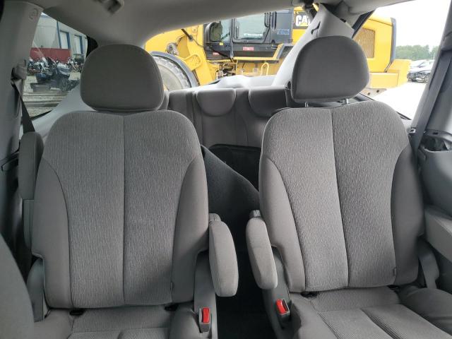 Photo 10 from auction – 2012 KIA SEDONA LX with VIN KNDMG4C78C6446931