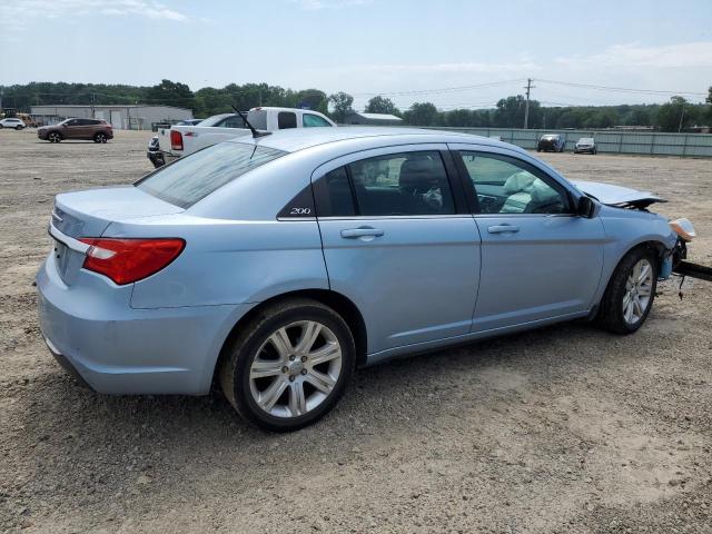 Photo 3 from auction – 2012 CHRYSLER 200 TOURIN with VIN 1C3CCBBB9CN226709