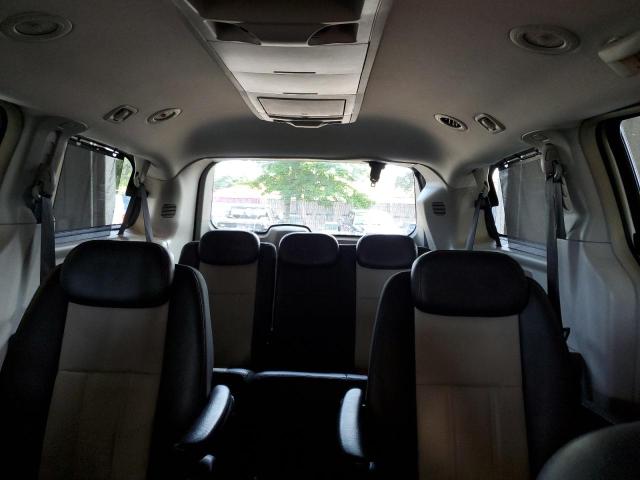 Photo 10 from auction – 2010 CHRYSLER TOWN & COU with VIN 2A4RR8D19AR380911