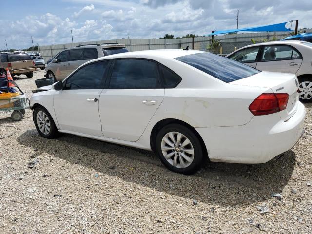 Photo 2 from auction – 2012 VOLKSWAGEN PASSAT S with VIN 1VWAH7A31CC065762