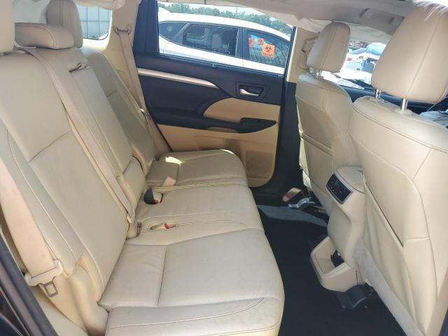 Photo 11 from auction – 2015 TOYOTA HIGHLANDER with VIN 5TDJKRFH2FS199896