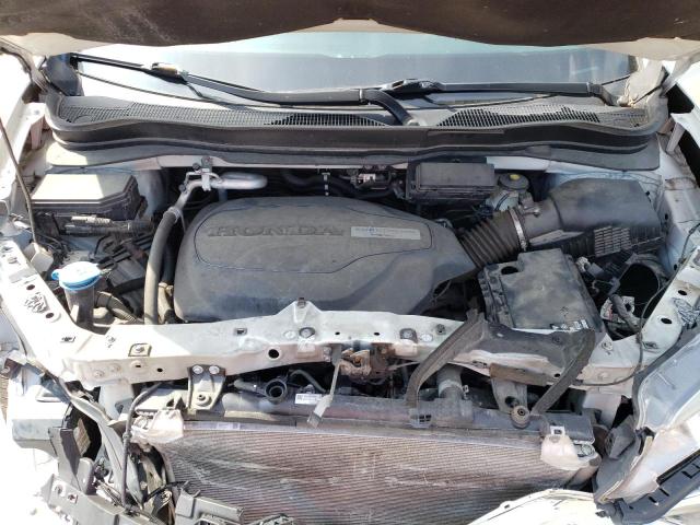 Photo 11 from auction – 2017 HONDA PILOT TOUR with VIN 5FNYF6H94HB050386