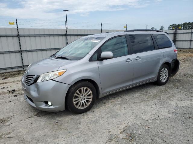 Photo 1 from auction – 2011 TOYOTA SIENNA XLE with VIN 5TDYK3DC5BS003351