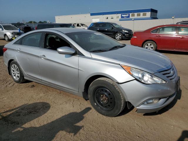 Снимка 4 от търг – 2013 HYUNDAI SONATA с VIN 5NPEB4AC8DH648243
