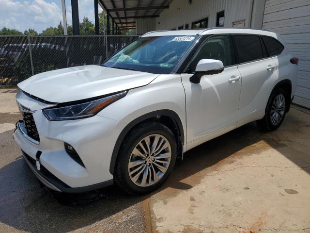 TOYOTA HIGHLANDER 2022 with VIN 5TDFZRBHXNS198713 - Photo from auction