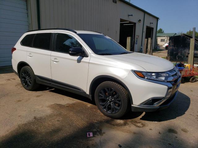 Photo 4 from auction – 2018 MITSUBISHI OUTLANDER with VIN JA4AZ3A35JZ046693