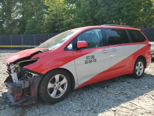 TOYOTA SIENNA LE 2017 with VIN 5TDKZ3DC3HS845471 - Photo from auction