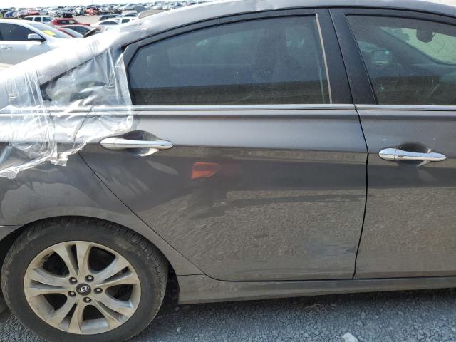 Photo 10 from auction – 2011 HYUNDAI SONATA SE with VIN 5NPEC4AC7BH133793